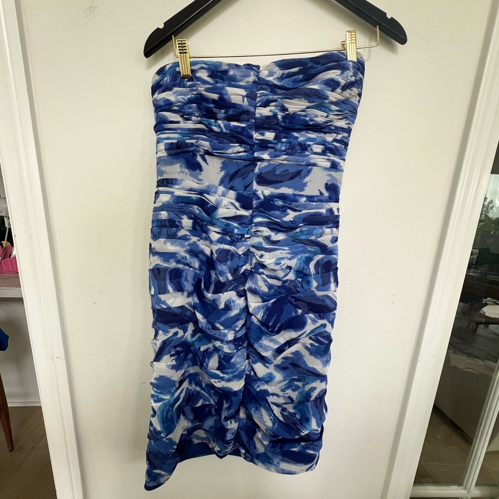 Monique Lhuillier cocktail/bridesmaid dress sz 6